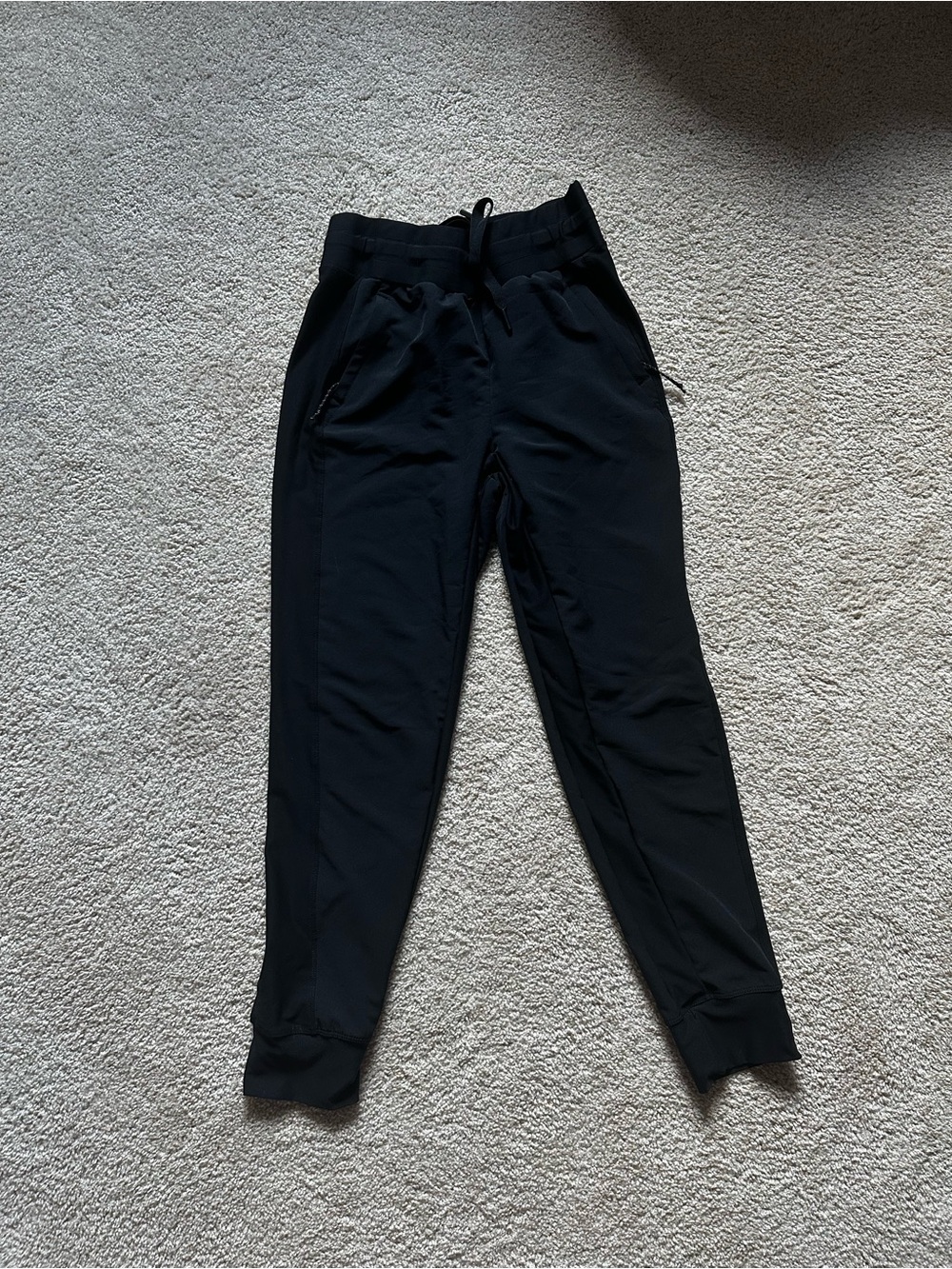 NWOT Avalanche joggers